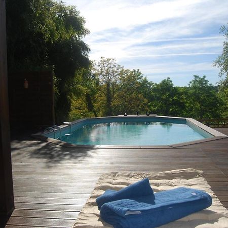 Au Son De L Angelus Bed & Breakfast Moncrabeau Luaran gambar