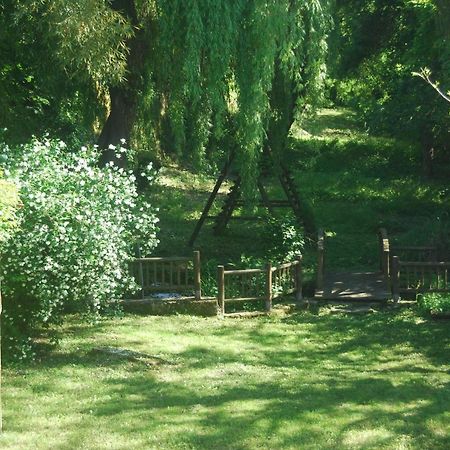 Au Son De L Angelus Bed & Breakfast Moncrabeau Luaran gambar