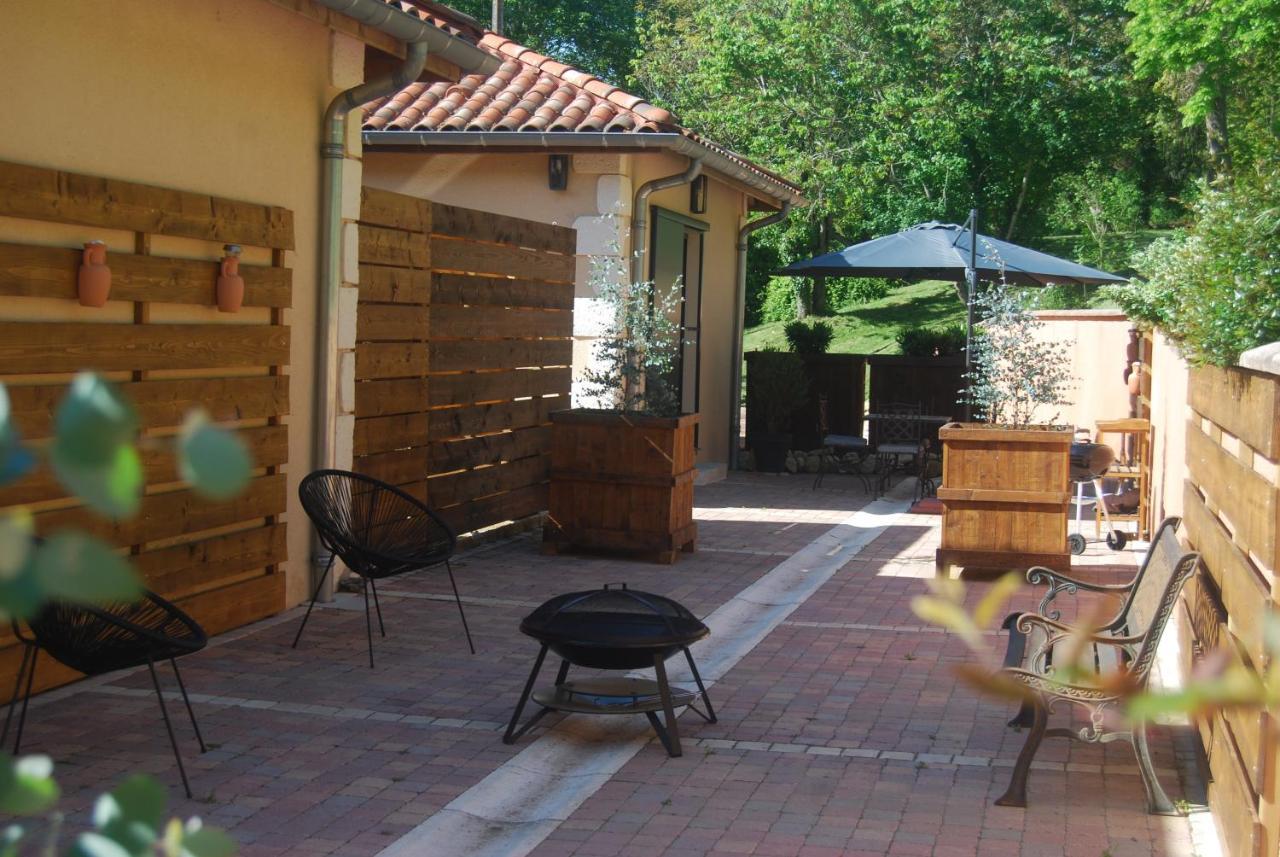 Au Son De L Angelus Bed & Breakfast Moncrabeau Luaran gambar